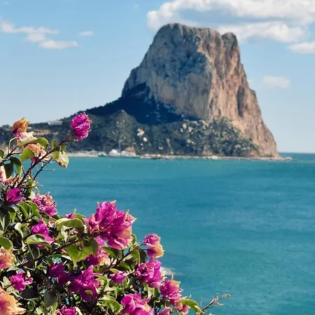 Riurau - Iconic Red * Calpe